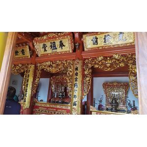 Cửa võng nhà thờ họ mẫu tứ linh thật và tứ linh hóa