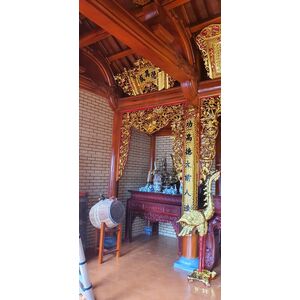 Mẫu cửa võng sơn son thếp vàng đẹp và đồ thờ tại nhà thờ họ tại Diễn Kỷ - Diễn Châu - Nghệ An