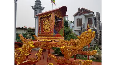Kiệu thờ Việt Nam