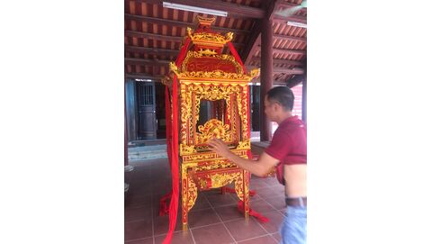 Ý Nghĩa Linh Thiêng Của Kiệu Long Đình Trong Lễ Rước Xưa