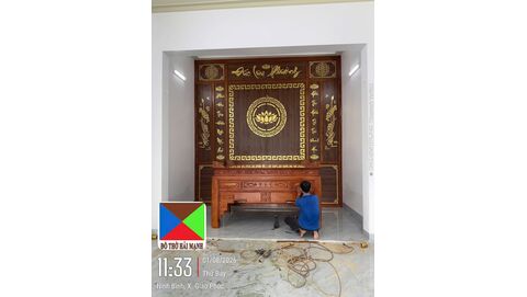 ​Vách Ngăn Phòng Thờ Kết Hợp Họa Tiết Hoa Sen