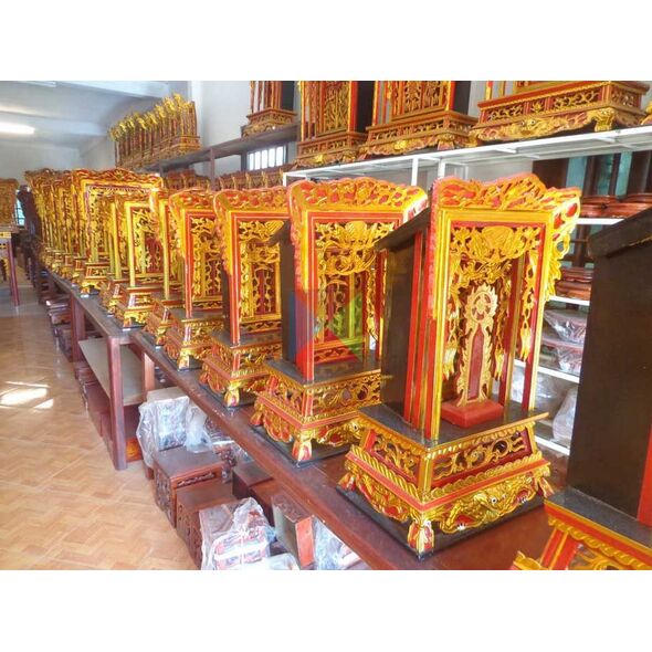 Khám trung gỗ vàng tâm